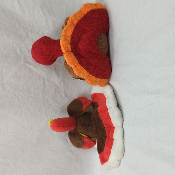 2 TY TURKEY "GOBBLE" THANKSGIVING BEANIE BABIES & THANKFUL PIE DISH - Picture 6 of 10